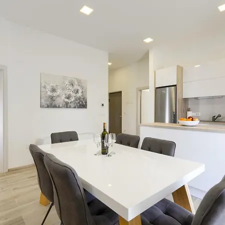 Bosa Apartman *
