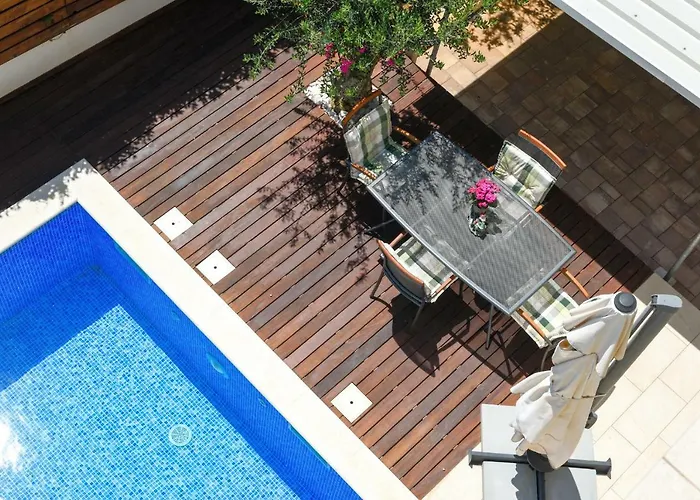 Apartman Bosa Apartments *