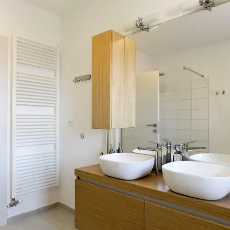 Bosa شقة زادار